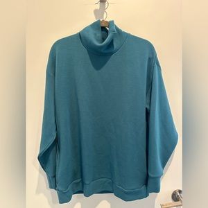 Bandier! Super soft, yoga sweatshirt